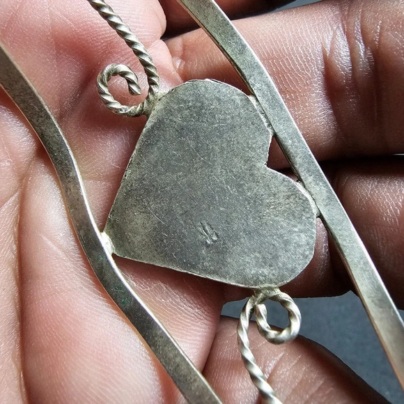 Vintage TAXCO Mexico Alpaca Silver Tone Cuff Purple Inlay Ornate Heart Bracelet - Picture 5 of 8